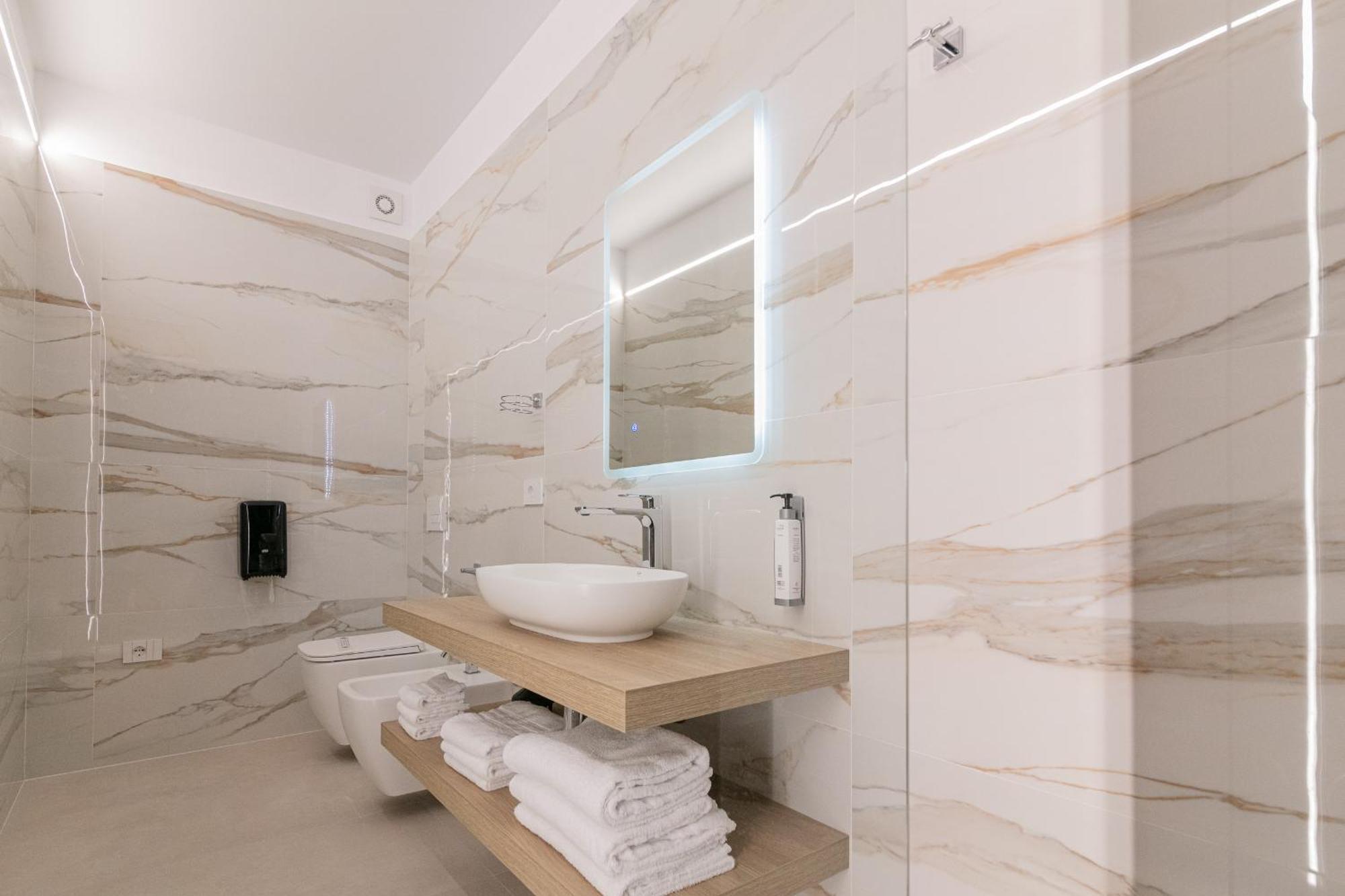 טרמולי King'S Rooms מראה חיצוני תמונה